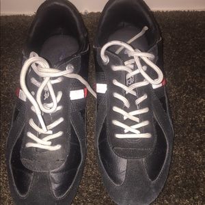 Tommy hil figures shoese